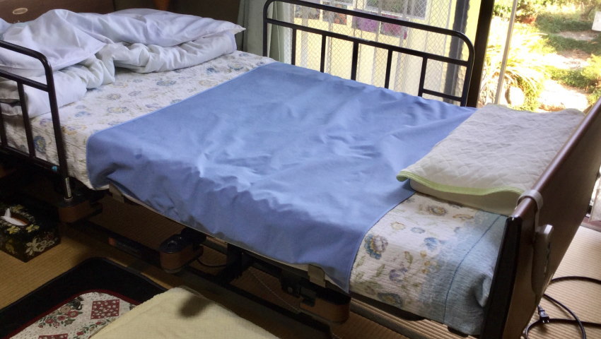 介護ベッドの置き場所は 親の退院前に実家の片付けを済ませておく